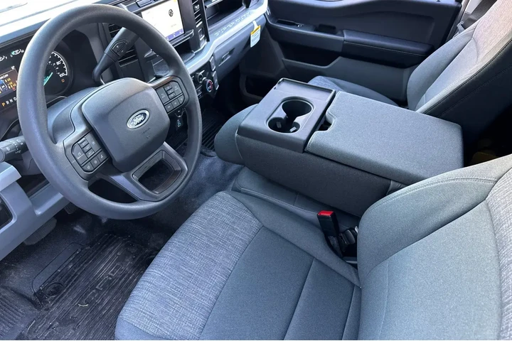 Ford F-350 Super Duty 2024 4 image 9