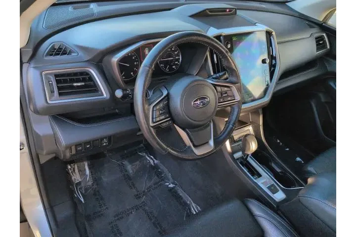 $29714 : Subaru Ascent 2023 AWD Limit image 10