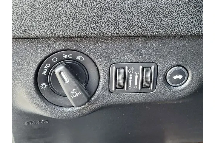 $25800 : Dodge Charger 2022 GT 4dr Se image 8