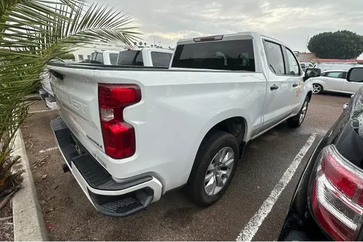 $28995 : Chevrolet Silverado 1500 202 image 2
