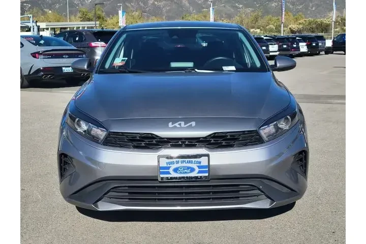 $16995 : Kia Forte 2023 LXS 4dr Sedan image 7