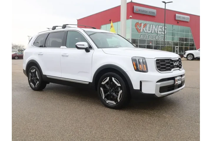 $35177 : Kia Telluride 2025 AWD S 4dr image 2