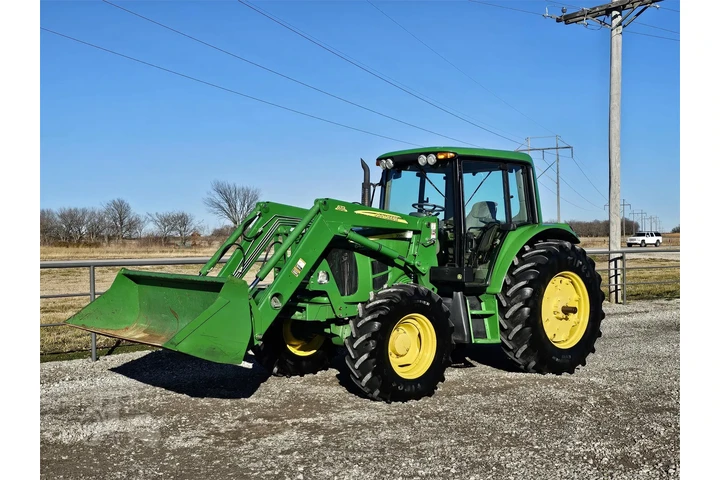 $14000 : Tractor John Deere 6430 image 1