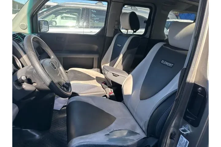 $15000 : Honda Element 2004 AWD EX 4d image 5