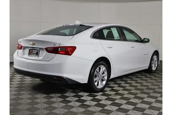 $20193 : Chevrolet Malibu 2023 LT 4dr image 8