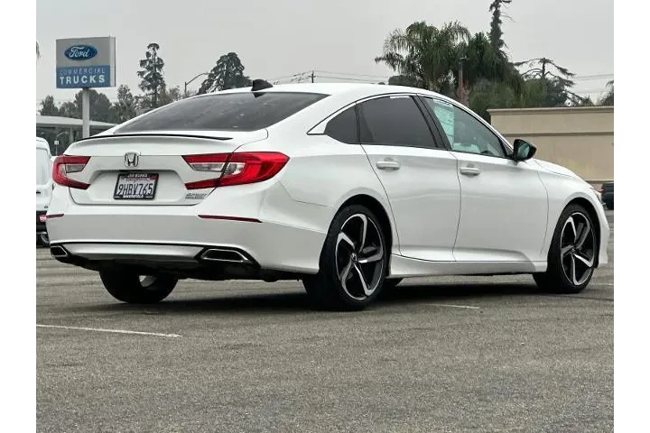 $20920 : Honda Accord 2021 Sport Spec image 3