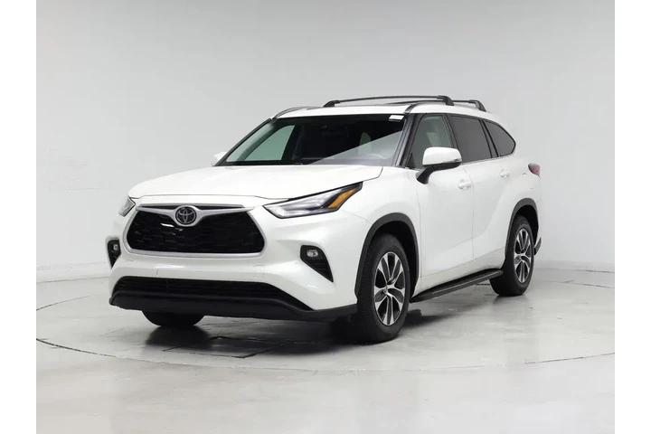 $24998 : Toyota Highlander 2021 XLE 4 image 4