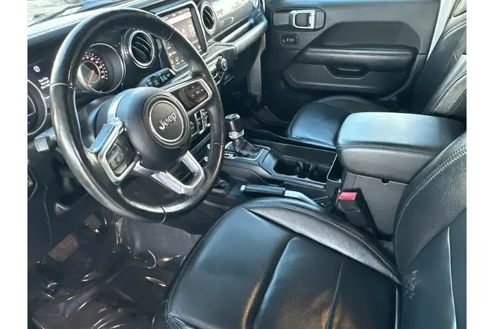 $34840 : Jeep Wrangler Unlimited 2021 image 9