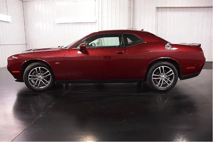 $23000 : Dodge Challenger 2018 AWD GT image 4