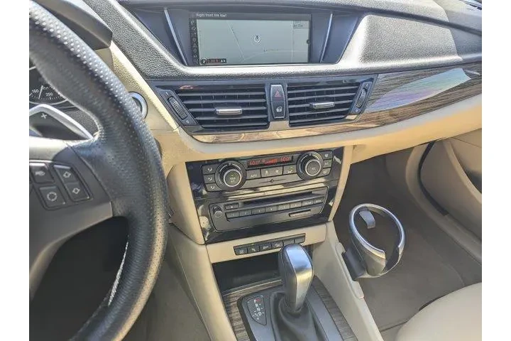 $14999 : BMW X1 2014 AWD xDrive35i 4d image 9