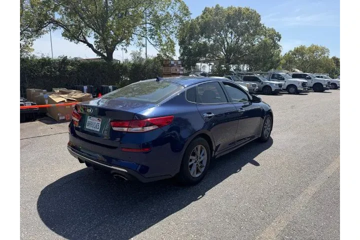 $16800 : Kia Optima 2020 LX 4dr Sedan image 3