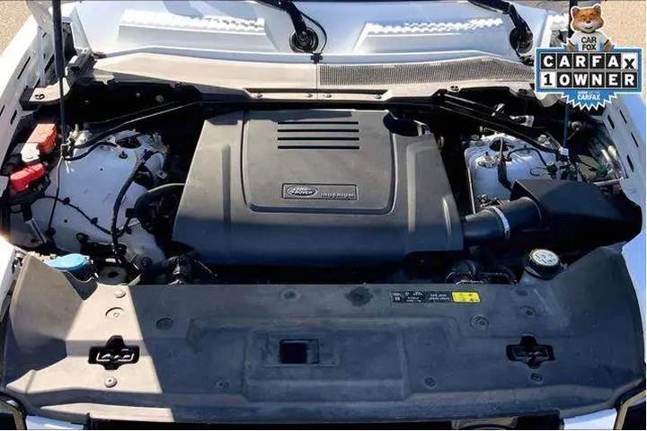 $39985 : Land Rover Defender 2022 AWD image 10