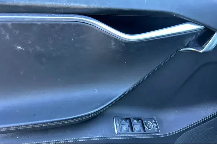 $26270 : Tesla Model S 2016 AWD 90D 4 image 10