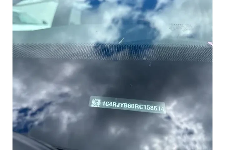 $30000 : Jeep Grand Cherokee 2024 4x4 image 9