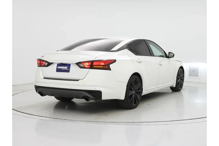 $21998 : Nissan Altima 2022 2.0 SR 4d image 8