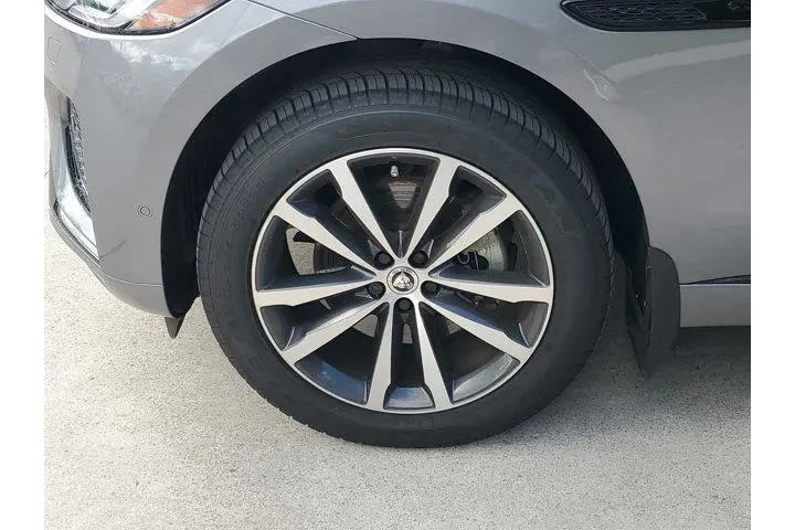 $36988 : Jaguar F-PACE 2024 AWD P250 image 5