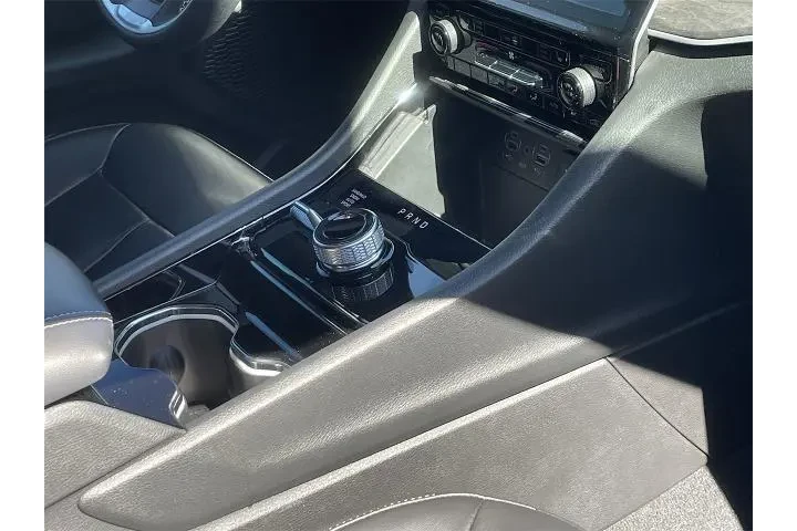 $33999 : Jeep Grand Cherokee 2023 4x4 image 6