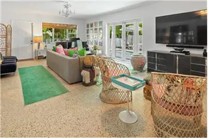 $5995 : Rental property with 3 bedro image 4