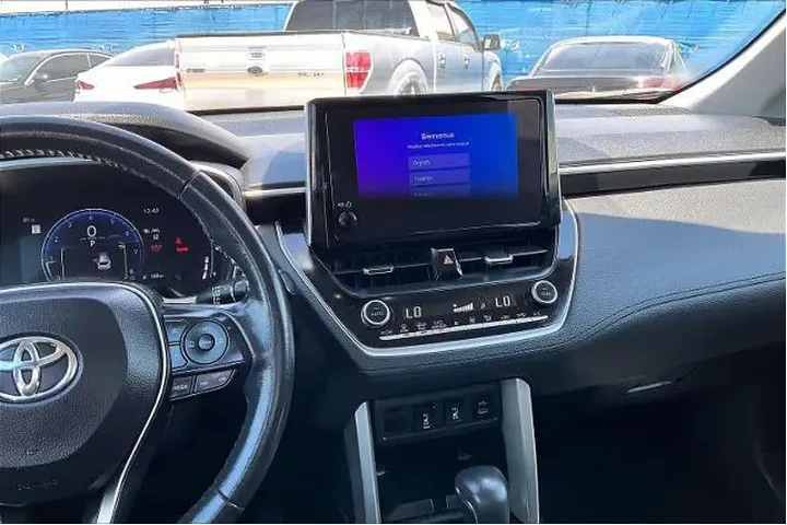 $26952 : Toyota Corolla Cross 2024 XL image 7
