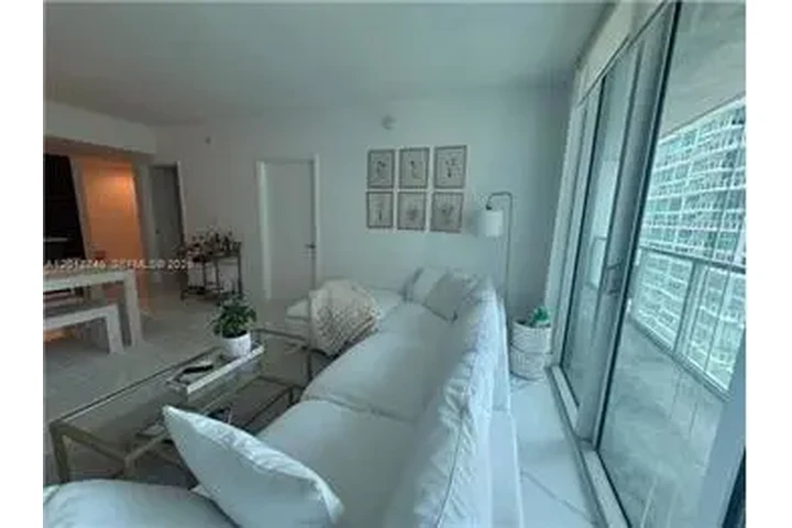 $4100 : Rental property with 2 bedro image 4