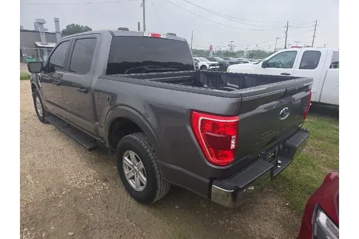 $28207 : Ford F-150 2023 4x2 XL 4dr S image 2