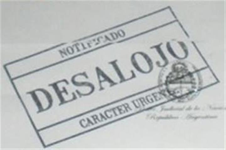 >$299< DESALOJOS (626)324-3456 image 1