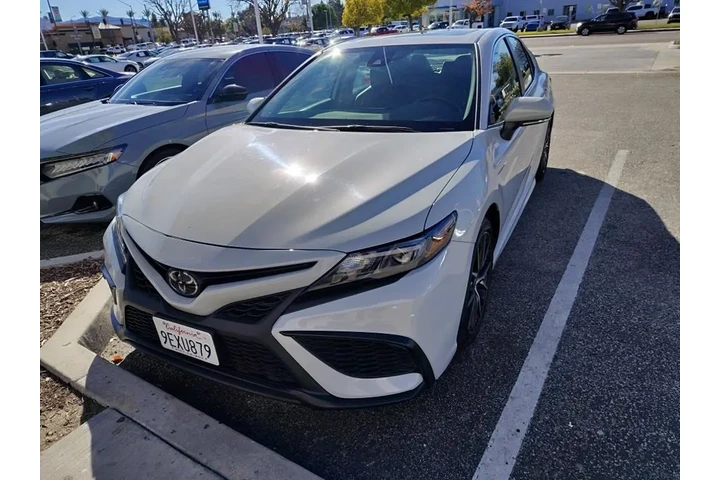$25584 : Toyota Camry 2023 SE 4dr Sed image 1