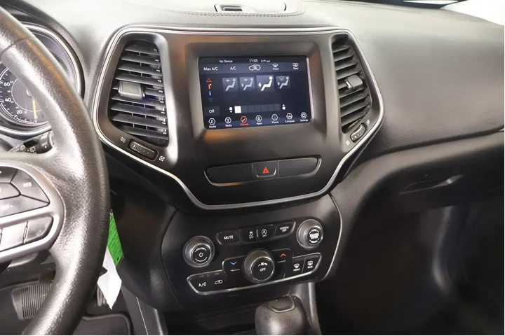 $12929 : Jeep Cherokee 2019 Latitude image 5