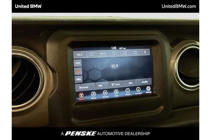 $23995 : Jeep Wrangler Unlimited 2019 image 8