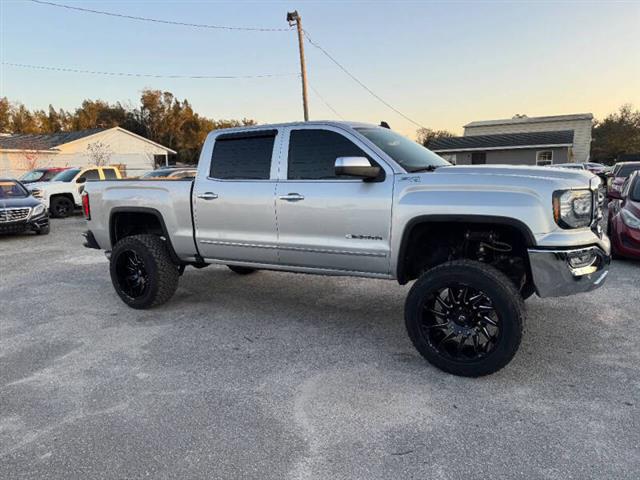 $22797 : 2018 GMC Sierra 1500 SLT image 5