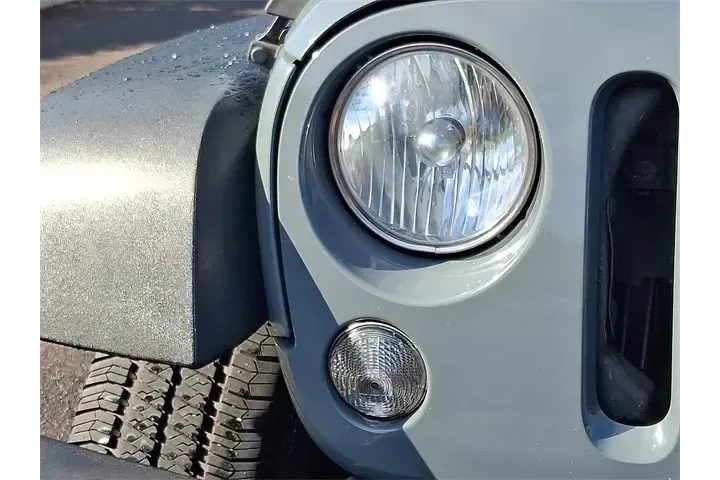 $8800 : Jeep Wrangler Unlimited 2015 image 9