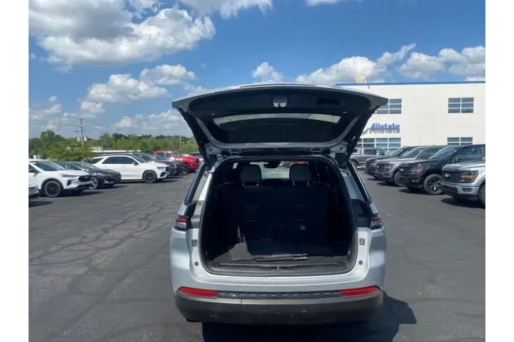 $28998 : Jeep Grand Cherokee L 2024 4 image 5