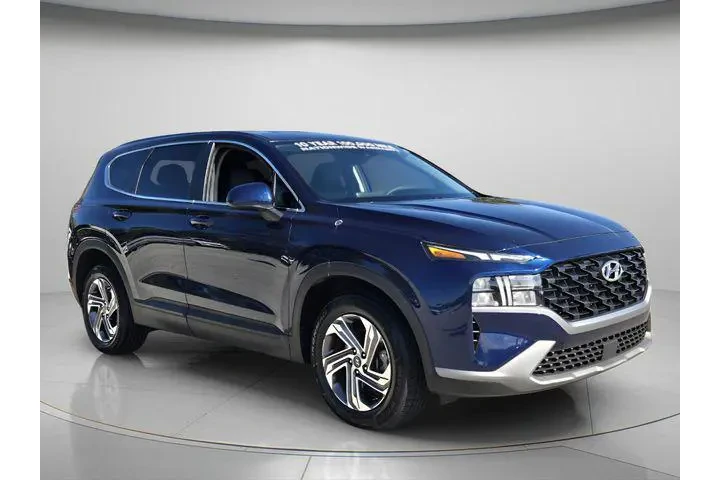 $19831 : Hyundai SANTA FE 2023 SE 4dr image 9