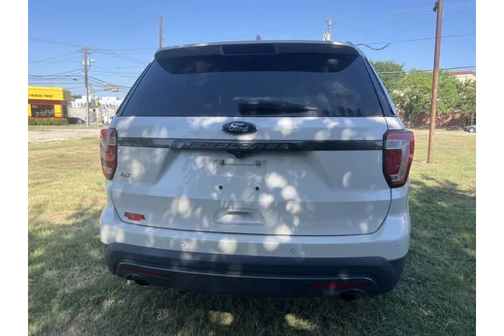 $16495 : 2017 Explorer XLT image 8