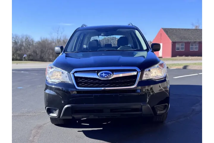 $8999 : 2016 Forester 2.5i image 3