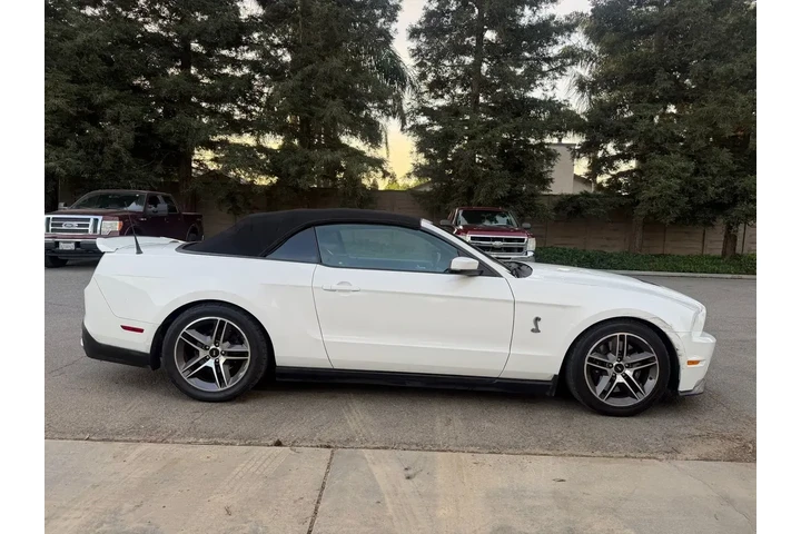 $30000 : Ford Shelby GT500 2010 2dr C image 6