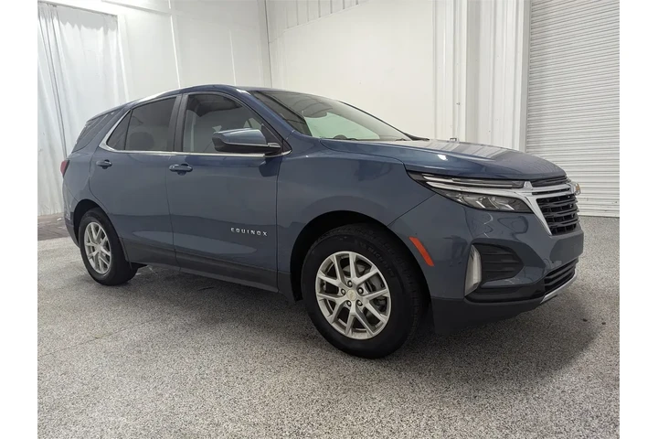 $23497 : Chevrolet Equinox 2024 LT 4d image 2