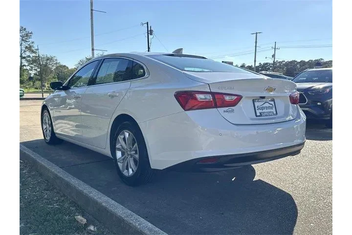 $19570 : Chevrolet Malibu 2024 LT 4dr image 4