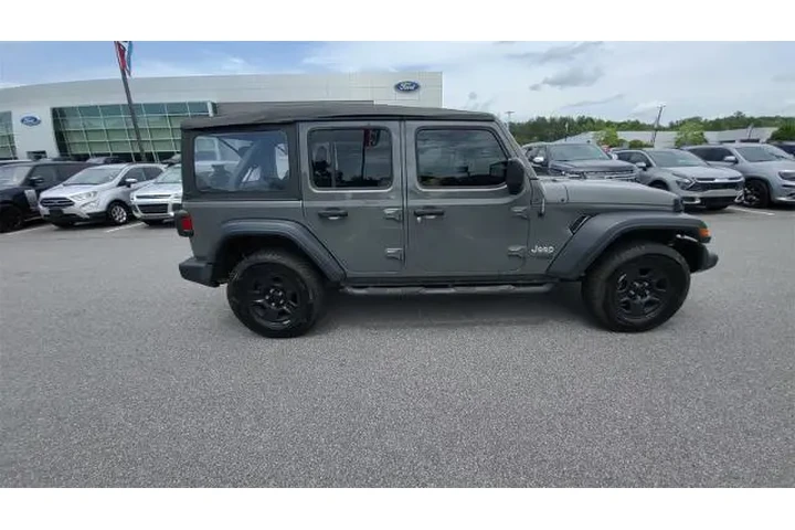 $22000 : Jeep Wrangler Unlimited 2021 image 8