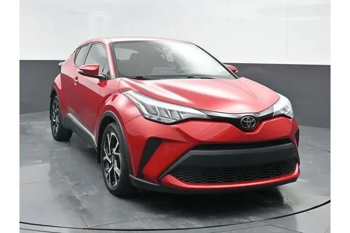 $24490 : Toyota C-HR 2022 XLE 4dr Cro image 1