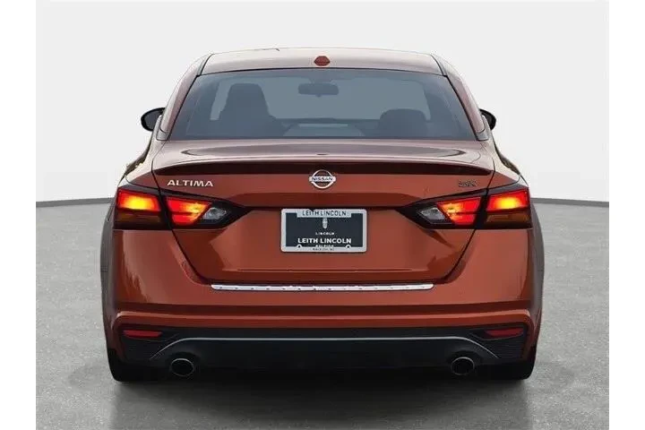 $15986 : Nissan Altima 2021 2.5 SR 4d image 6