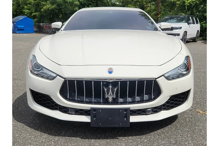 $24899 : Maserati Ghibli 2021 4dr Sed image 8