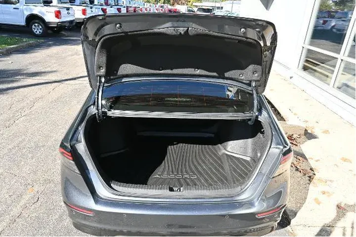 $32488 : Honda Accord Hybrid 2023 Tou image 7