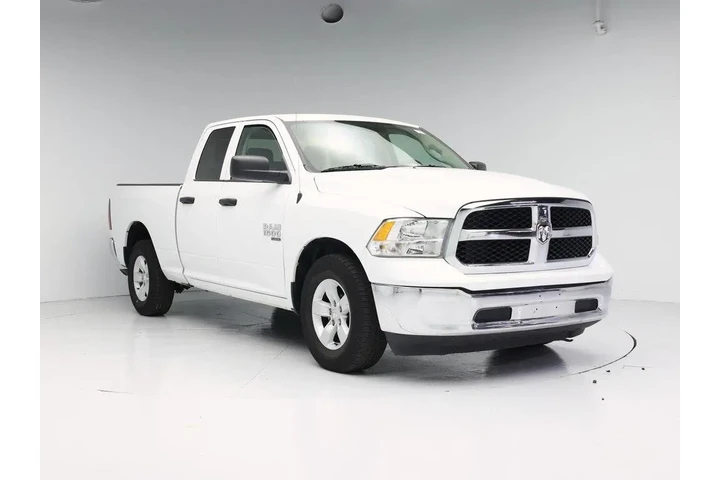 $25998 : Ram 1500 Classic 2024 4x2 SL image 1
