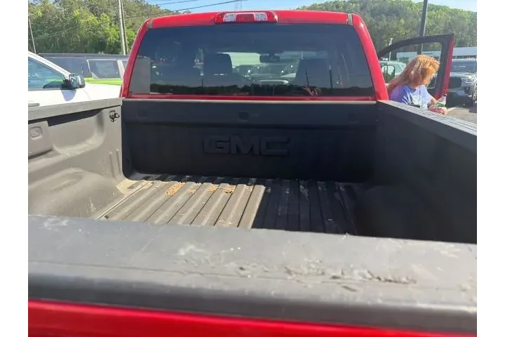$27316 : GMC Sierra 1500 2017 4x4 SLE image 9