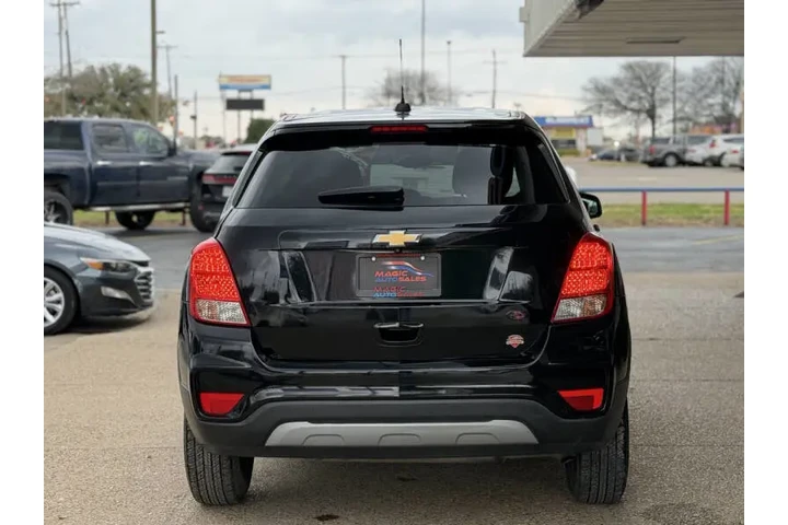 $14999 : 2018 Trax LS image 8