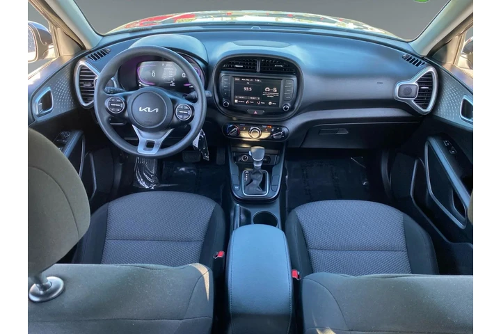 $21767 : Kia Soul 2025 image 10