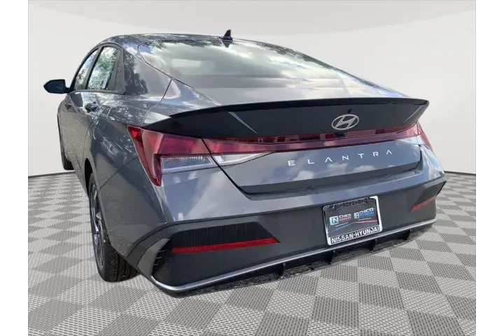 $24488 : Hyundai ELANTRA 2025 SEL Spo image 7