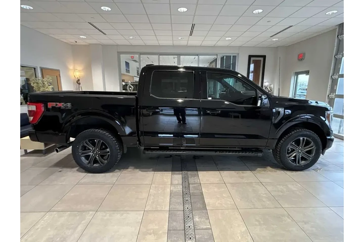 $38944 : Ford F-150 2022 4x4 Lariat 4 image 2