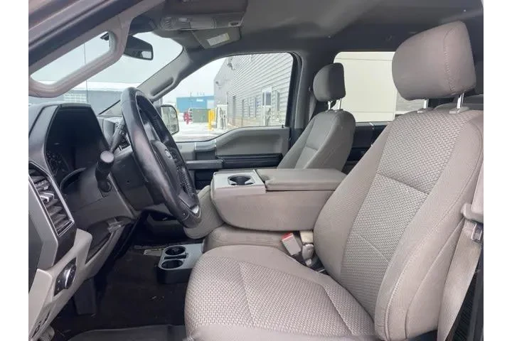 $25000 : Ford F-150 2019 4x4 XLT 4dr image 9